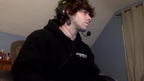 donutking42069 online show from February 24, 1:58 am