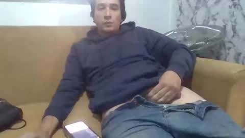 donyork online show from April 16, 4:52 pm