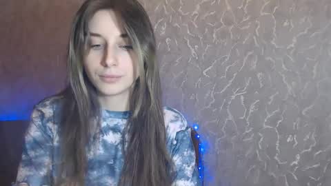 Snapshot of dora_blue_eyed chatting on February 12, 5:15 am Dora online show from February 12, 5:15 am