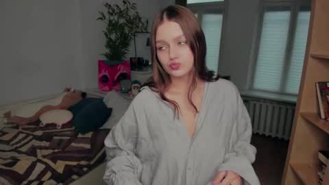 Joey online show from November 27, 9:00 am