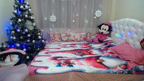 dorasuun online show from December 12, 12:12 pm