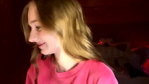 Anika online show from April 17, 8:12 pm