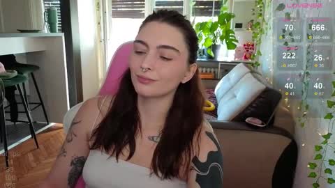 Alice online show from November 6, 9:32 am