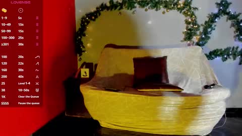 Nicolle online show from December 15, 8:57 pm