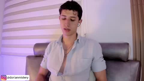 dorian_mystery online show from March 30, 11:50 pm