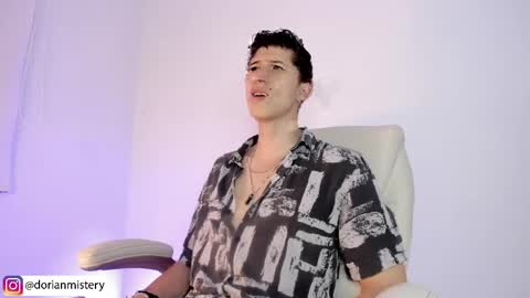 dorian_mystery online show from April 4, 11:02 pm