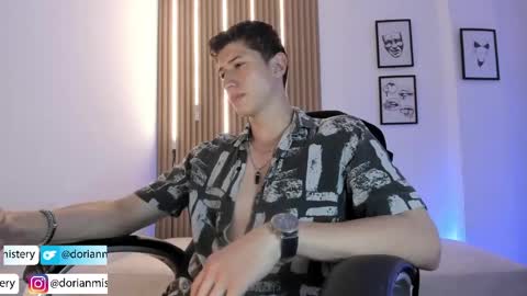 dorian_mystery online show from June 2, 12:01 am