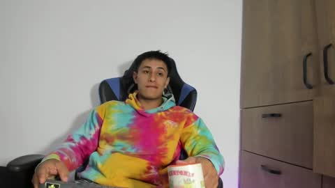 Snapshot of dorman_boy chatting on February 18, 1:56 am dorman_boy online show from February 18, 1:56 am