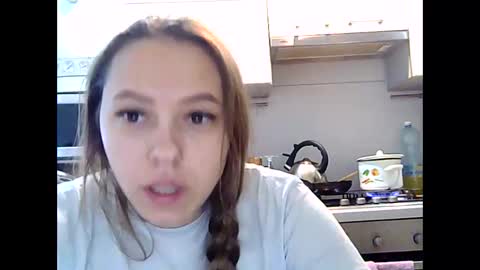 Snapshot of dorrie_ann chatting on December 10, 7:37 am Dorrie Ann online show from December 10, 7:37 am