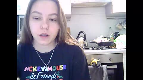 Snapshot of dorrie_ann chatting on January 4, 5:37 am Dorrie Ann online show from January 4, 5:37 am