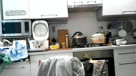 Snapshot of dorrie_ann chatting on March 4, 5:32 am Dorrie Ann online show from March 4, 5:32 am