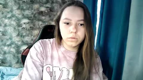 Dorrie Ann online show from April 7, 3:40 am