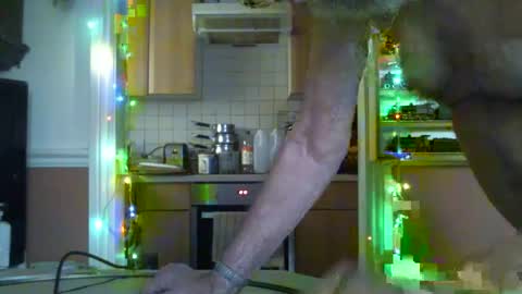 Snapshot of dorsetbiker714 chatting on December 6, 1:11 pm Hello  welcome to Slutsville  I am the Naked Chef  really  but you may call me Peter online show from December 6, 1:11 pm