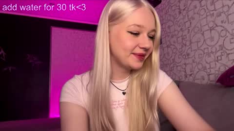 Snapshot of dory_liss chatting on October 7, 5:26 am dory_liss online show from October 7, 5:26 am