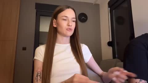 Snapshot of double_sun chatting on September 17, 7:26 pm Alice and Mark online show from September 17, 7:26 pm