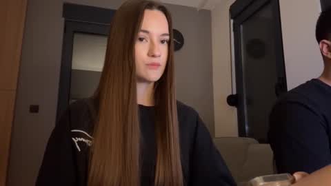 Snapshot of double_sun chatting on September 19, 11:16 pm Alice and Mark online show from September 19, 11:16 pm