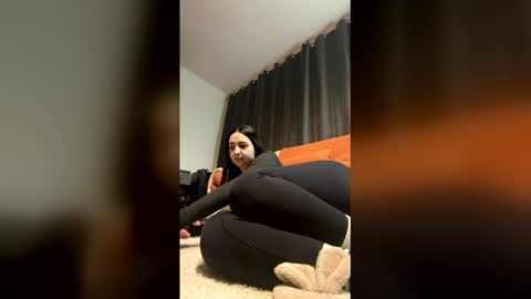 Snapshot of doubllechocollate chatting on February 24, 3:21 pm doubllechocollate online show from February 24, 3:21 pm