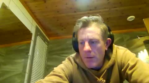 Snapshot of doucettej893 chatting on February 1, 10:41 pm doucettej893 online show from February 1, 10:41 pm