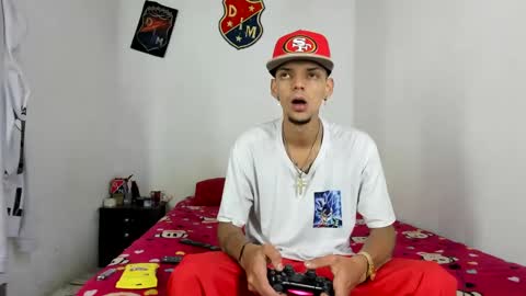 Snapshot of douglas_gallegos chatting on January 19, 9:45 pm douglas_gallegos online show from January 19, 9:45 pm