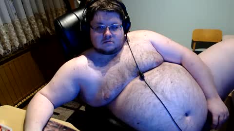 Snapshot of dovahkaat chatting on March 12, 8:41 pm dovahkaat online show from March 12, 8:41 pm