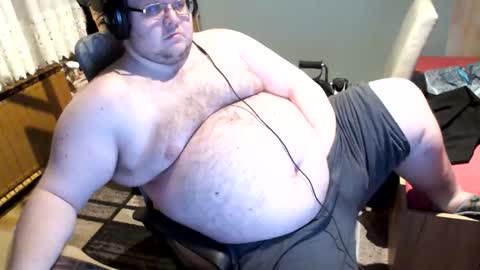 Snapshot of dovahkaat chatting on January 18, 12:25 am dovahkaat online show from January 18, 12:25 am