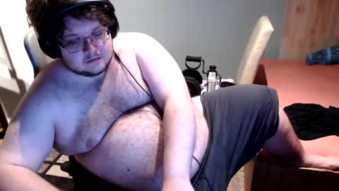 Snapshot of dovahkaat chatting on February 2, 10:52 pm dovahkaat online show from February 2, 10:52 pm