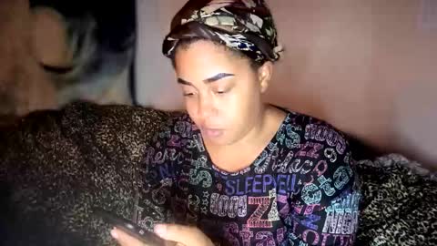 dove_love22 online show from November 23, 2:33 am