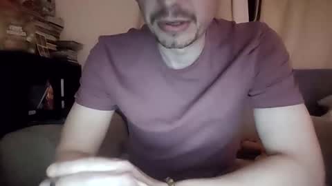 doveyfinn88 online show from May 5, 11:24 pm