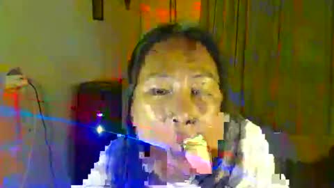 doyouwantme143 online show from February 13, 6:15 pm