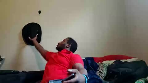 MrPirated online show from April 26, 2:04 pm