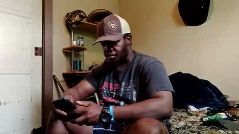 MrPirated online show from April 29, 6:03 pm