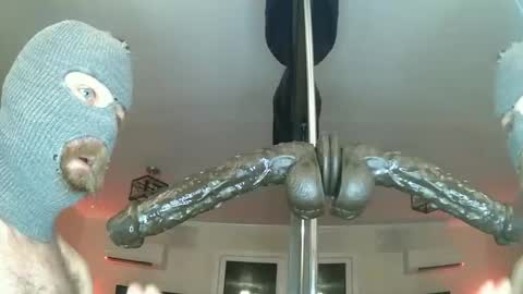 dpthroatorallybi online show from February 13, 5:58 am