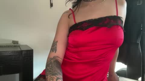 dr0n_island online show from April 7, 1:00 pm