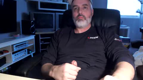 Snapshot of dr_dave20 chatting on January 29, 7:00 pm dr_dave20 online show from January 29, 7:00 pm