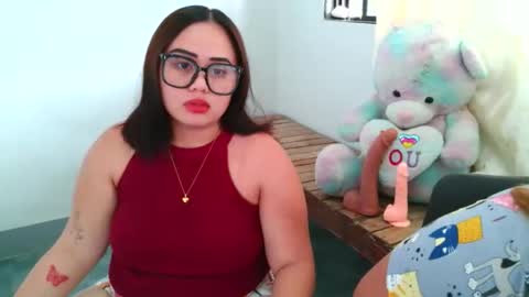 Snapshot of dracarys_hottie chatting on February 9, 6:39 am Dorothy online show from February 9, 6:39 am