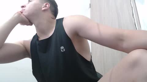 draco_boy2000 online show from February 26, 10:42 pm