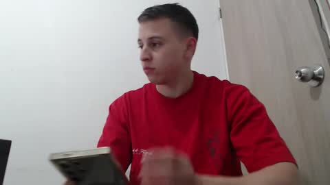 draco_boy2000 online show from March 22, 10:57 pm