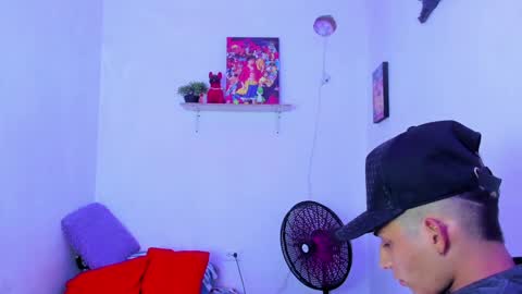 Snapshot of dragon_master2 chatting on March 4, 7:01 pm dragon_master2 online show from March 4, 7:01 pm