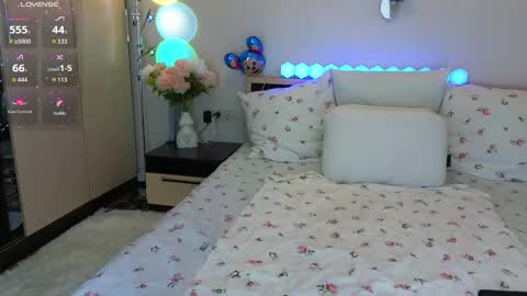 Snapshot of dragoncutey chatting on October 20, 7:53 am Katya online show from October 20, 7:53 am