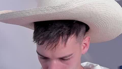 drake_carter1 online show from October 2, 2:18 am