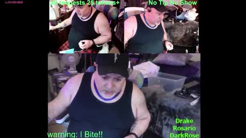 Snapshot of drake_r_darkrose chatting on January 25, 12:38 am Drake D Vamp aka Drake DarkRose online show from January 25, 12:38 am