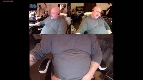 Snapshot of drake_r_darkrose chatting on February 10, 1:14 am Drake D Vamp aka Drake DarkRose online show from February 10, 1:14 am