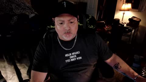 Snapshot of drake_r_darkrose chatting on July 19, 4:16 am Drake D Vamp aka Drake DarkRose online show from July 19, 4:16 am