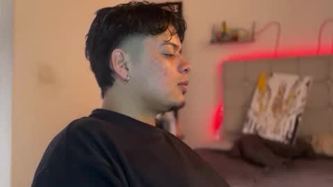 drakeeee online show from April 15, 1:51 pm