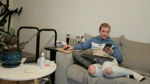 Drake Riley online show from January 11, 3:11 am