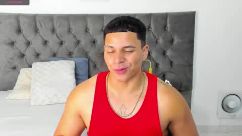 Snapshot of drakesmith01 chatting on March 10, 12:18 am Drake Smith online show from March 10, 12:18 am