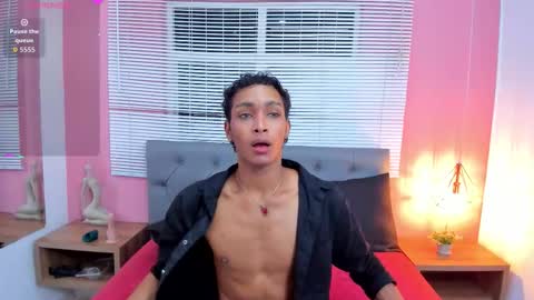 Snapshot of drako_18 chatting on February 13, 3:02 am Drako online show from February 13, 3:02 am