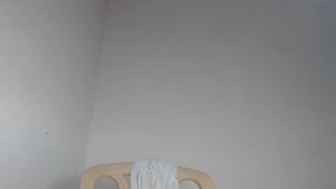 Snapshot of drako_monstercock chatting on May 27, 10:07 pm drako_monstercock online show from May 27, 10:07 pm