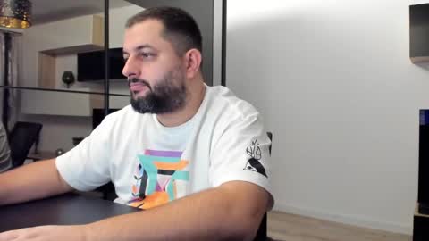 Draven A online show from February 1, 4:03 am