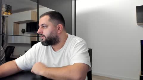 Draven A online show from February 11, 3:40 pm